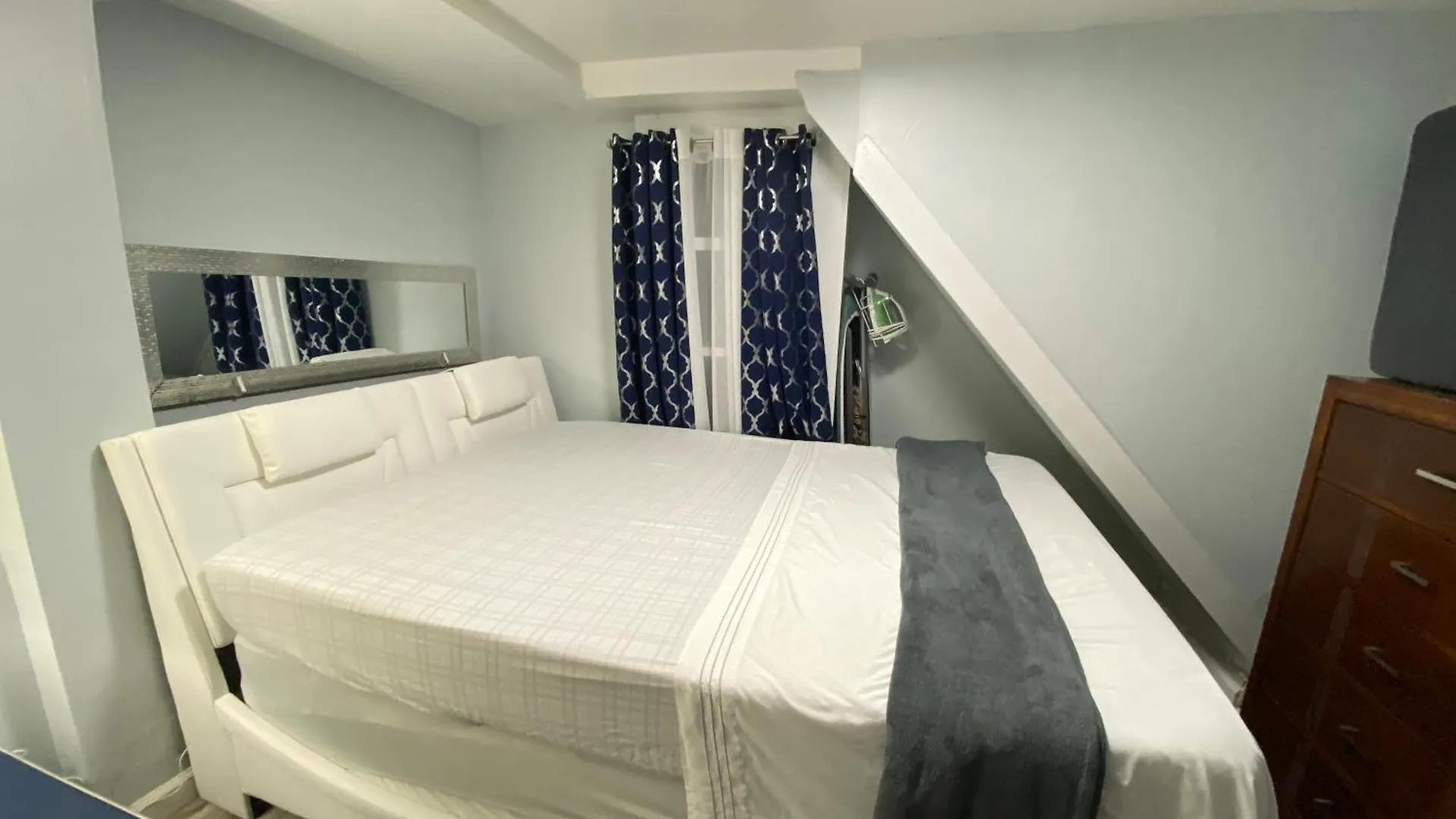 Oasis In New Jersey - 2Br Nyc Access Apartment West New York 0*,  United States